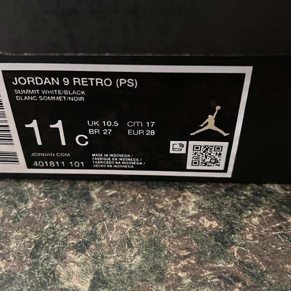 Jordan 9 - Picture 7 of 7